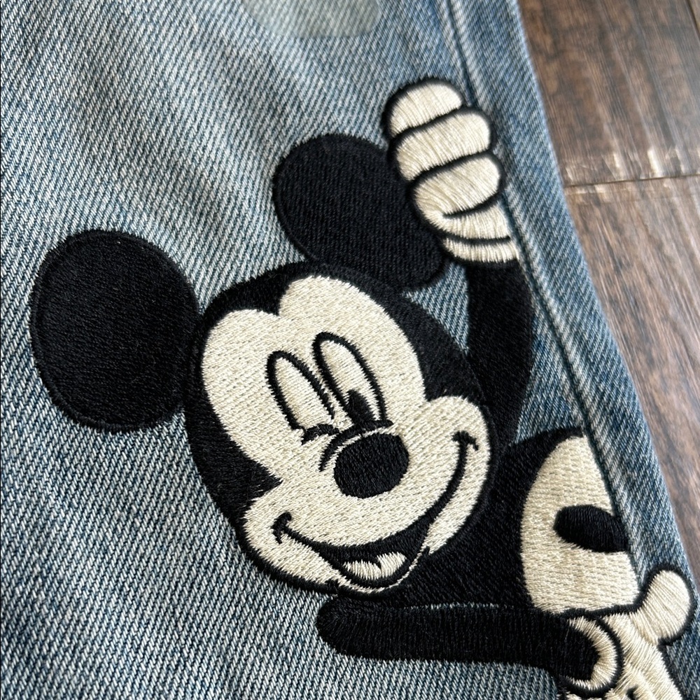 Disney Embroidered Minnie Mickey girlfriend fit Jeans - Picture 5 of 8